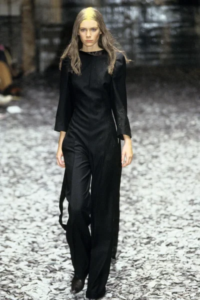 Look 48